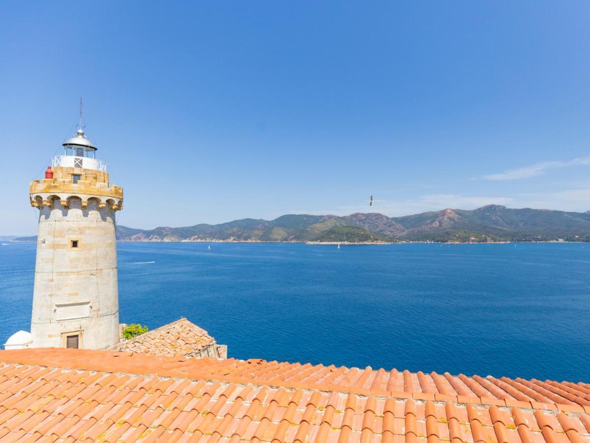 Helloelba Appartamento Il Faro ポルトフェッラーイオ エクステリア 写真
