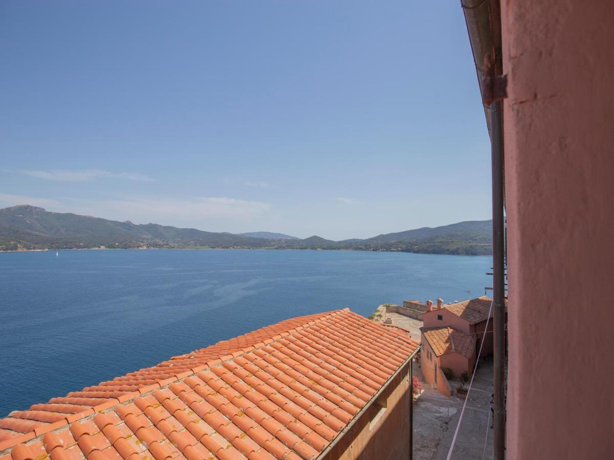 Helloelba Appartamento Il Faro ポルトフェッラーイオ エクステリア 写真